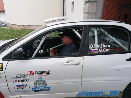 Reli legenda Darko Peljhan je slovensko baklo zapeljal nazaj k Divjemu jezeru